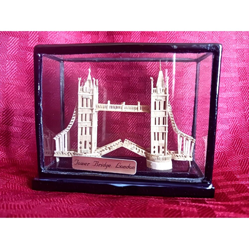 Vintage Carved Cork London Bridge Sculpture Hand Carved Black Laquer